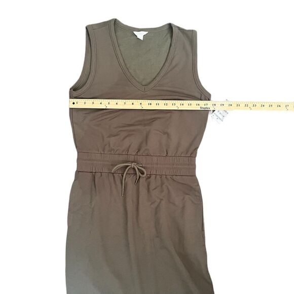 NWT Caslon Dress in Olive. - Picture 6 of 11